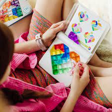 IQ LOVE Pocket Game